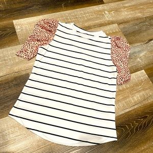 Cheetah and stripe puff shoulder tee